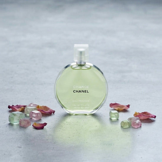 CHANEL CHANCE EAU FRAÎCHE Eau de Toilette Spray (100 ml / 3.4 FL.OZ.)